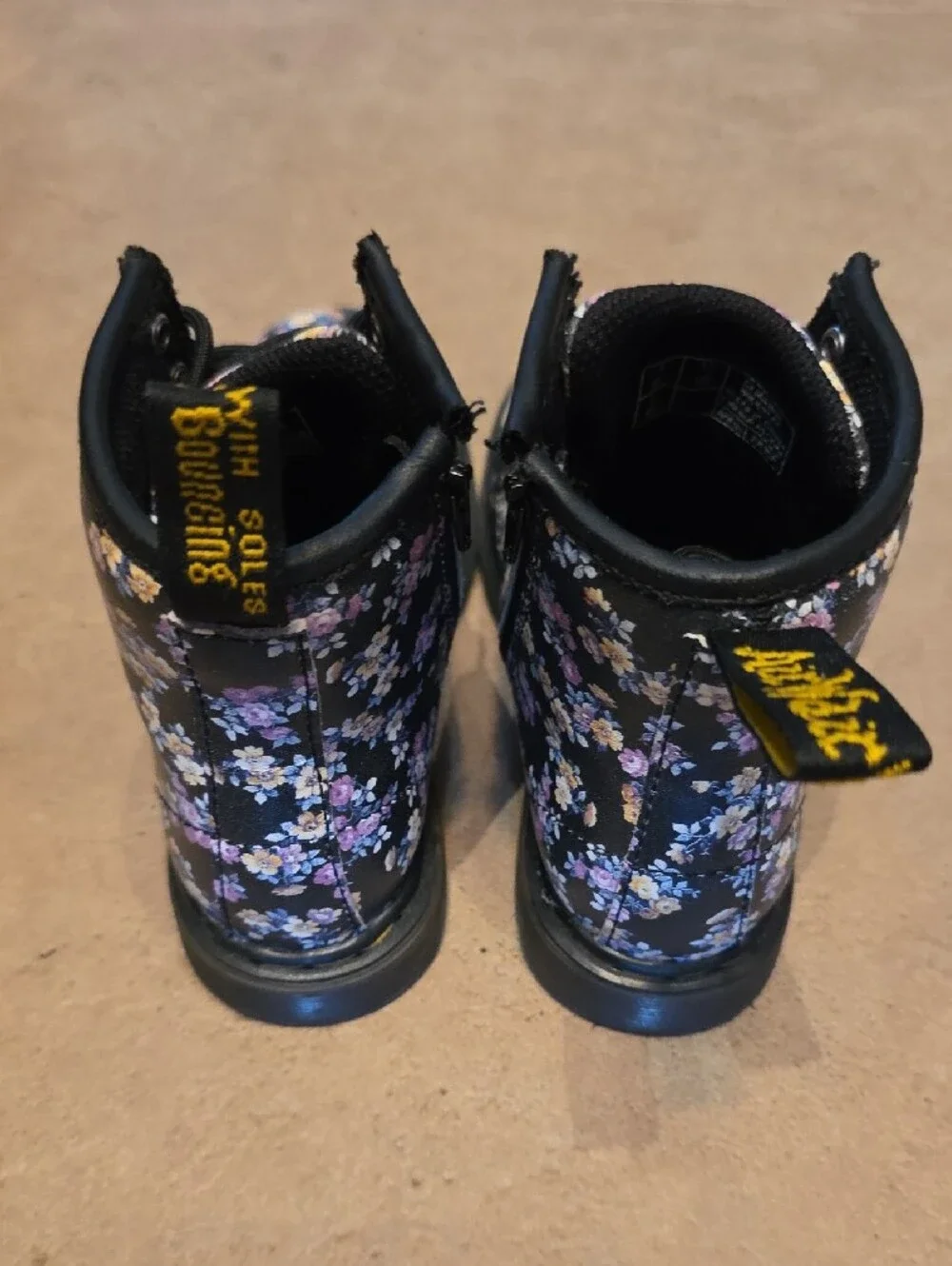 Dr Martens Floral Combat Boots - Black with Pink & Cream Flowers Size 10 Toddler